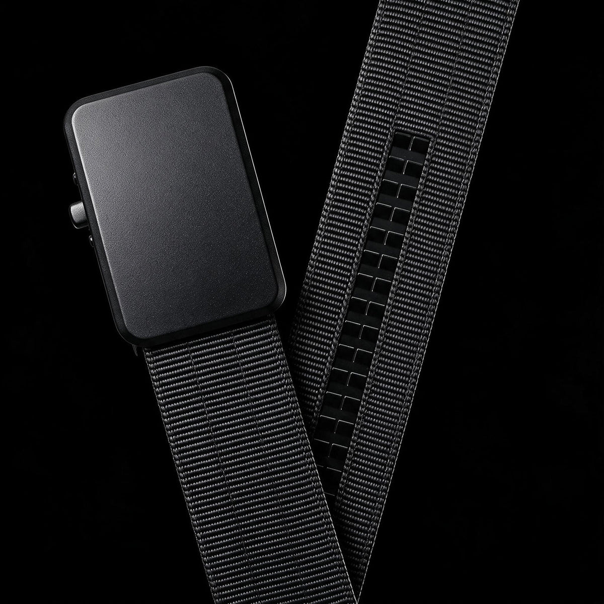 THE OUTDOOR BELT - BLACK
