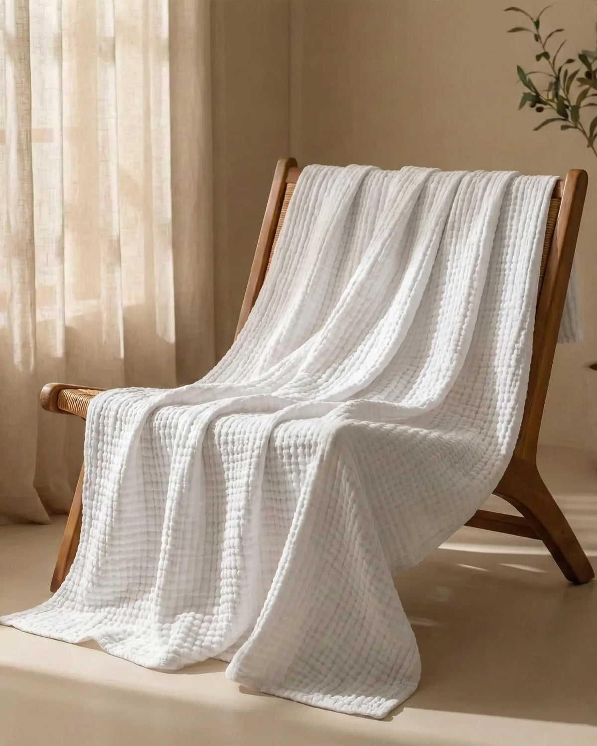 Couverture mousseline Blanc – drapé sur un lit